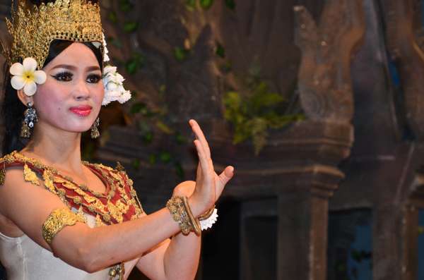 Kambodscha (Tänze – Zeremonien): Bild 4