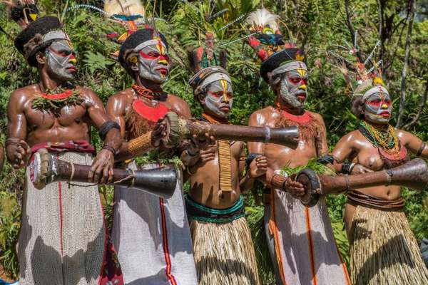 Papua (Rituale – Tänze): Bild 6