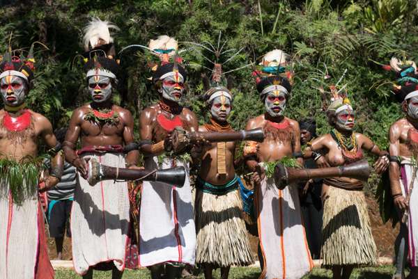 Papua (Rituale – Tänze): Bild 7